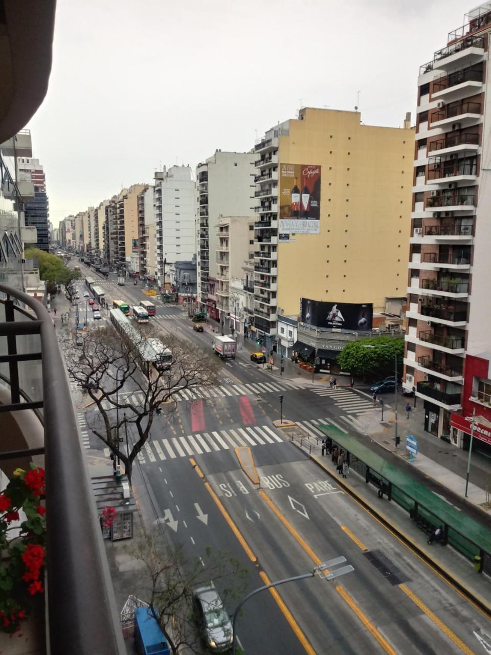 Avenida Cabildo 1535 Apartamento *